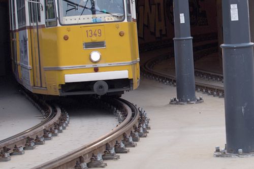 Tramwaj na zakręcie
